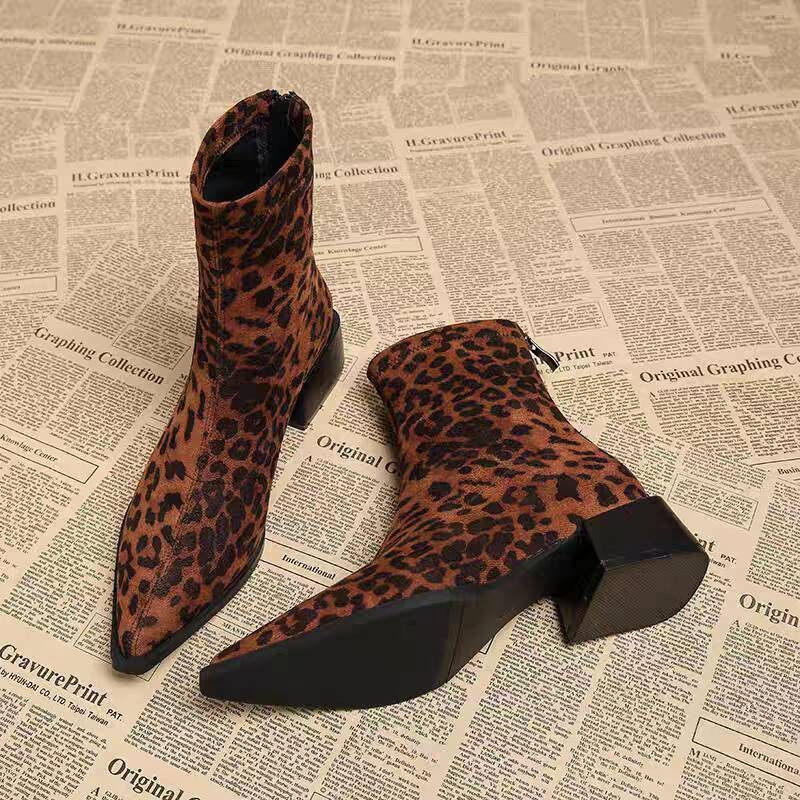Vintage Fashion Female - Nowe Damskie Botki na Niskim Obcasie,