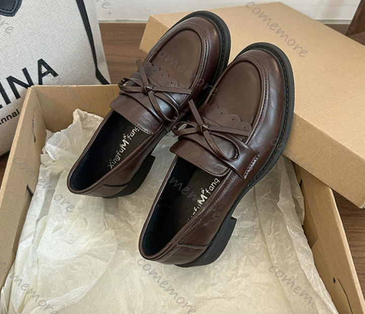 Eleganckie damskie buty Mary J – Vintage Fashion Dress recenzja i cena