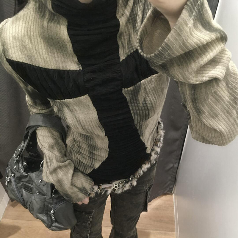 Goth Cross Subculture obcisłe  – Turtleneck Knit 90S recenzja i cena