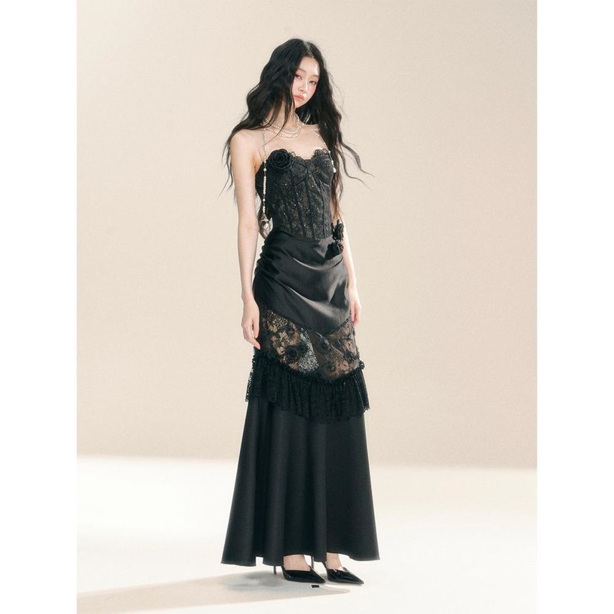 Sukienka w stylu vintage gothi – Vintage Fashion Designers recenzja i cena